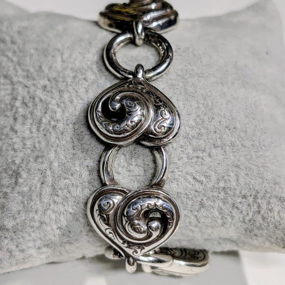 Brighton Heart Link Bracelet - Picture 5 of 5